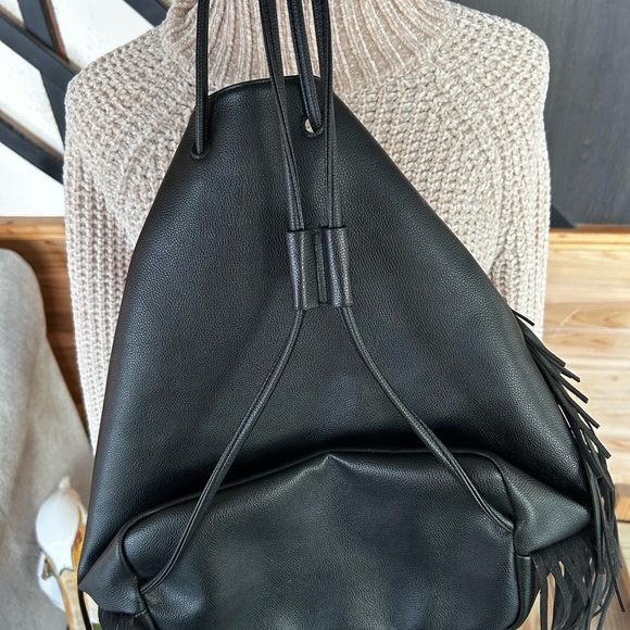 Victoria’s Secret Black Fringe Leather Backpack preloved in perfect condition - Picture 4 of 6